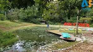 مجموعه تفریحی ورزشی اسکای ترکس